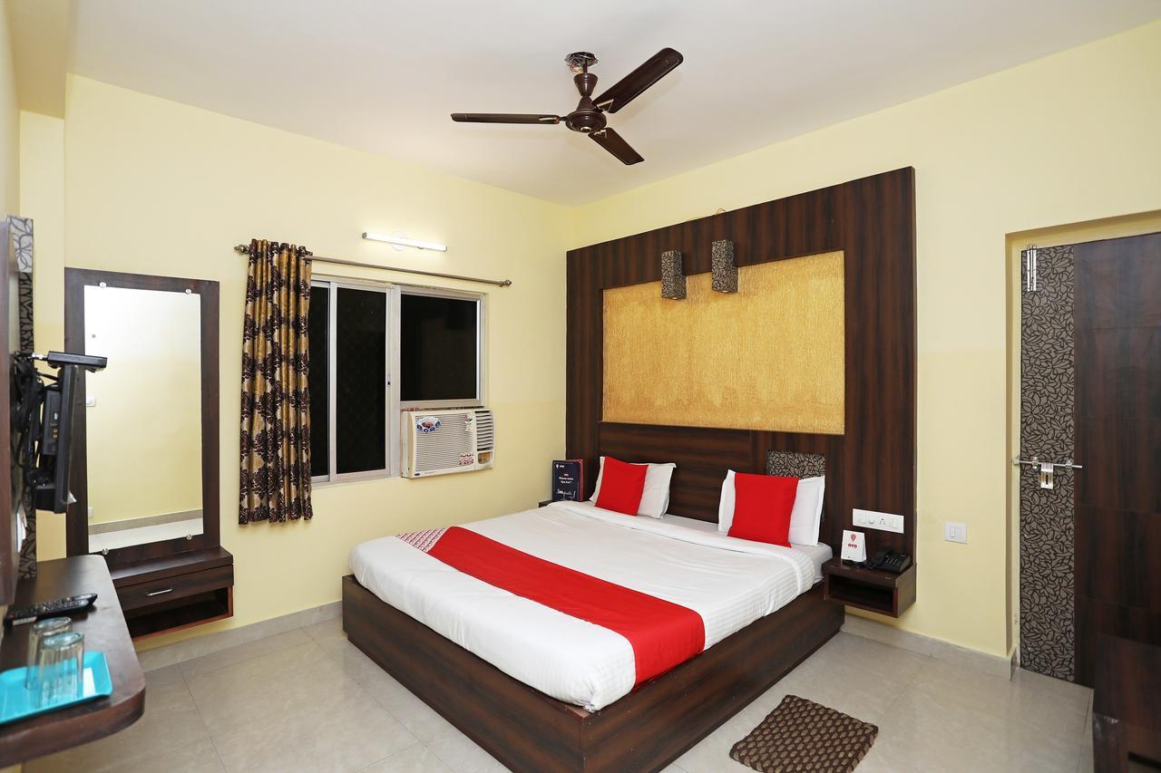 Oyo 15206 Hotel Sonar Gaon Puri Ngoại thất bức ảnh